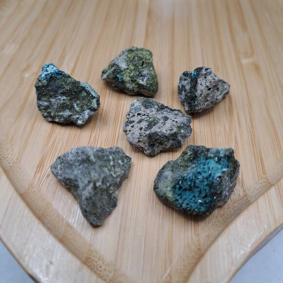 45G Natural Green Chrysocolla and Epidote Crystal Mineral Specimen Lot - Picture 4 of 4